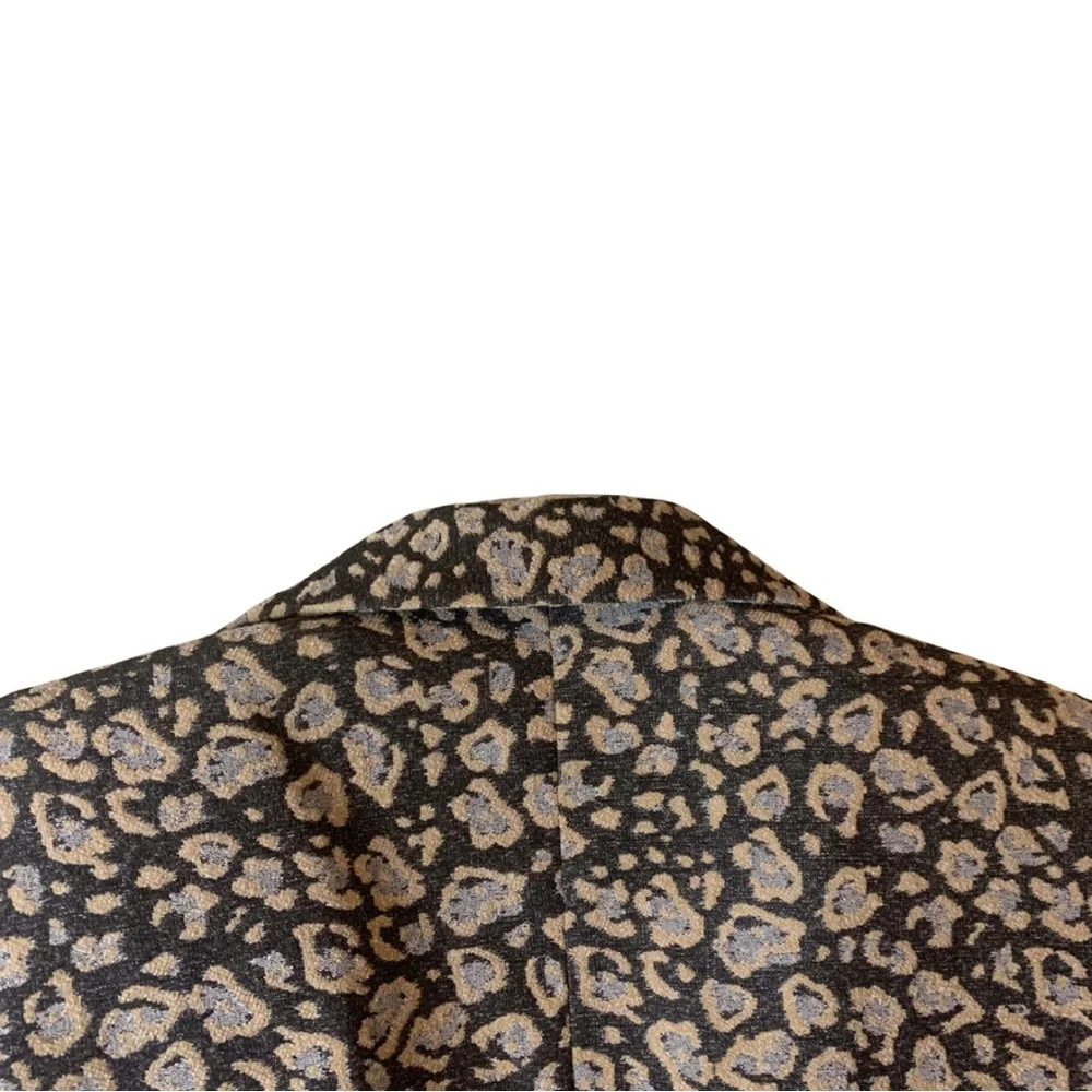 Aglaya embroidered animal